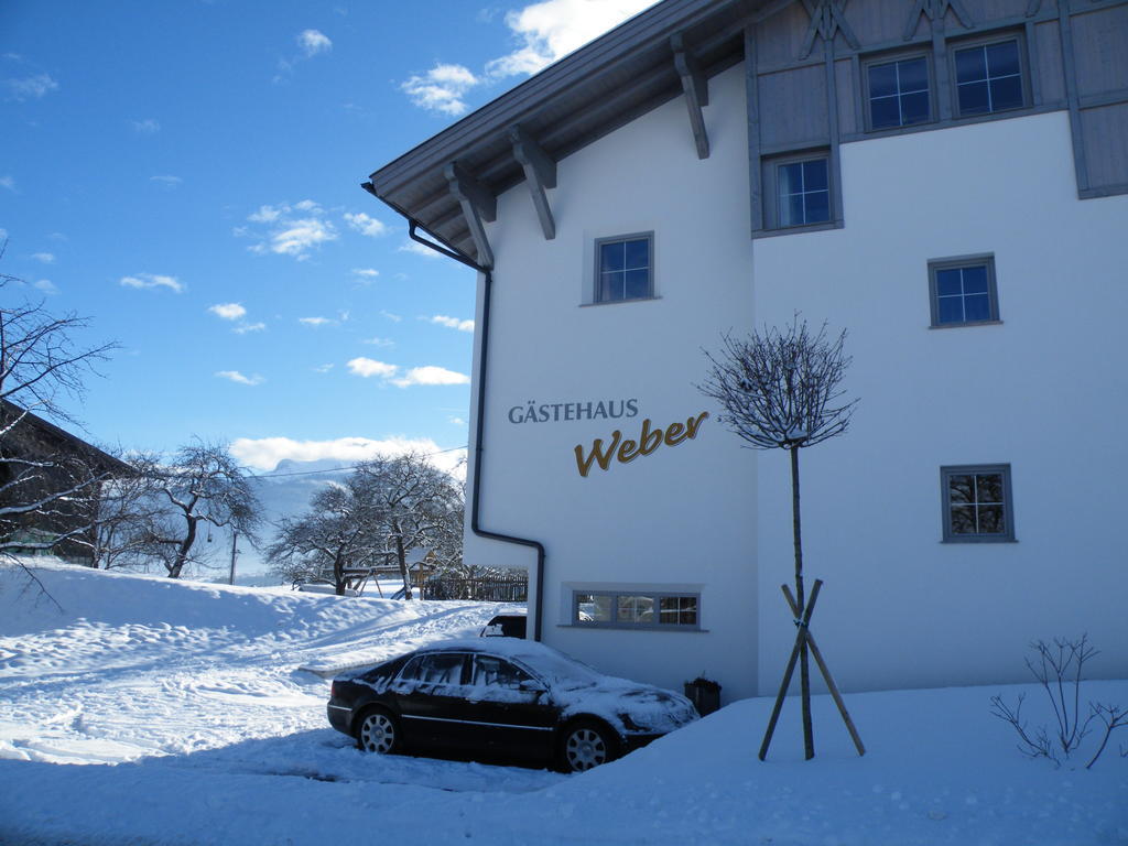 Gaestehaus Weber Oberperfuss Eksteriør bilde