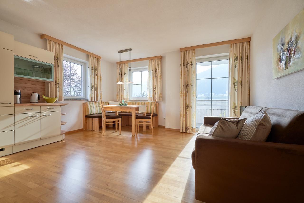 Gaestehaus Weber Oberperfuss Eksteriør bilde